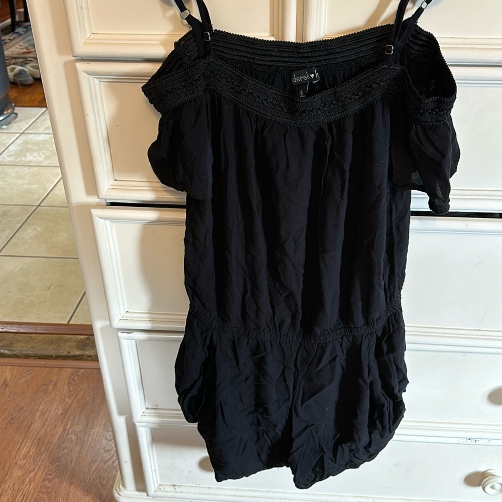 Derek Heart black romper size Large with pockets